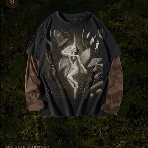 Melanie Martínez 
Portals 
Tshirt
2 in 1
